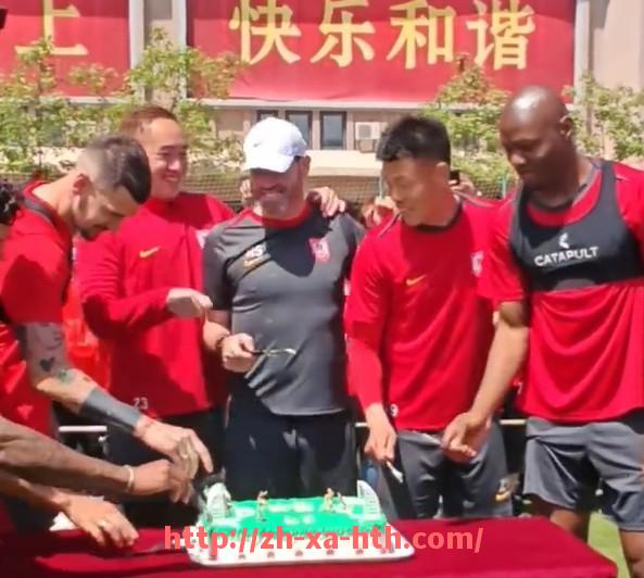 华体会hth-法甲球队排名变化及赛季表现波动原因探讨